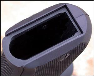 SIG-SAUER P220RHogueAluminumGrips 003.JPG
